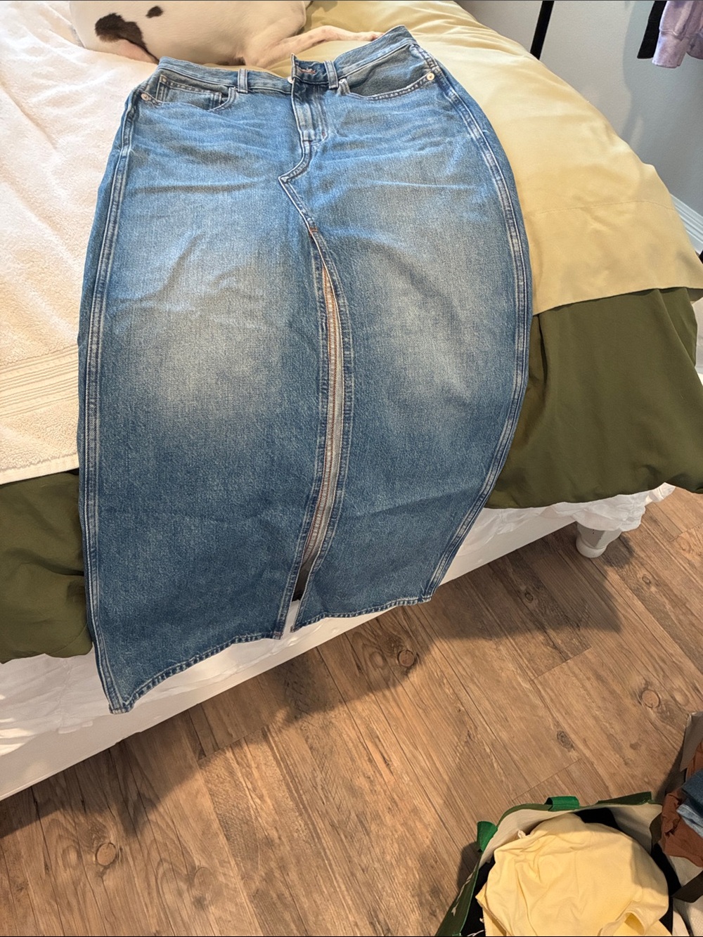Denim Front-Slit Midi Skirt in Light Blue madewell